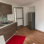 Loehr Apartment *